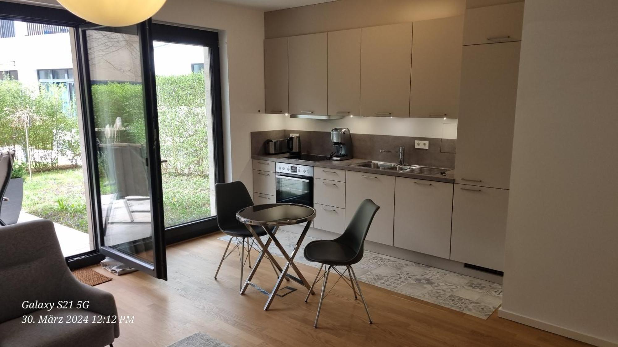 Luxi Luxurioeses Appartement Mit Terrasse Und Garten Mitten In Berlin Exterior foto